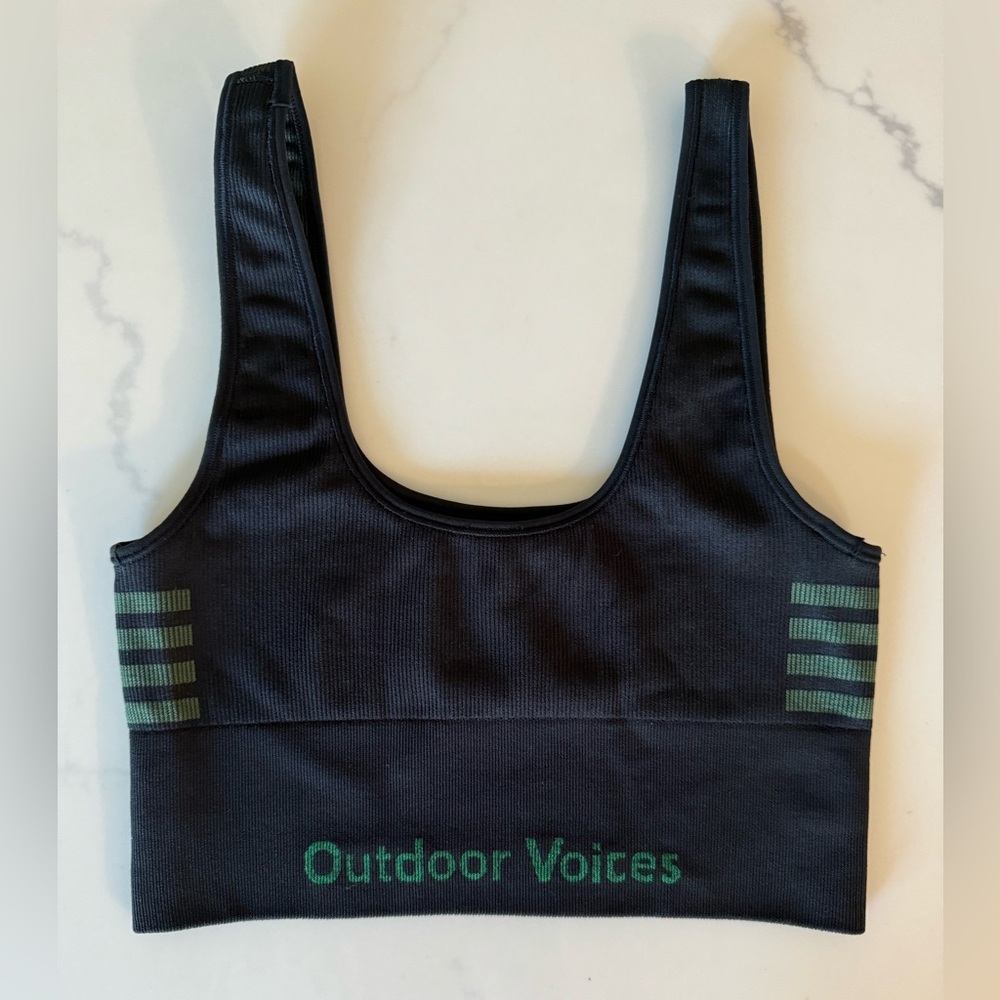 Outdoor Voices Small Seamless Smooth Longline Bra in Black/Evergreen